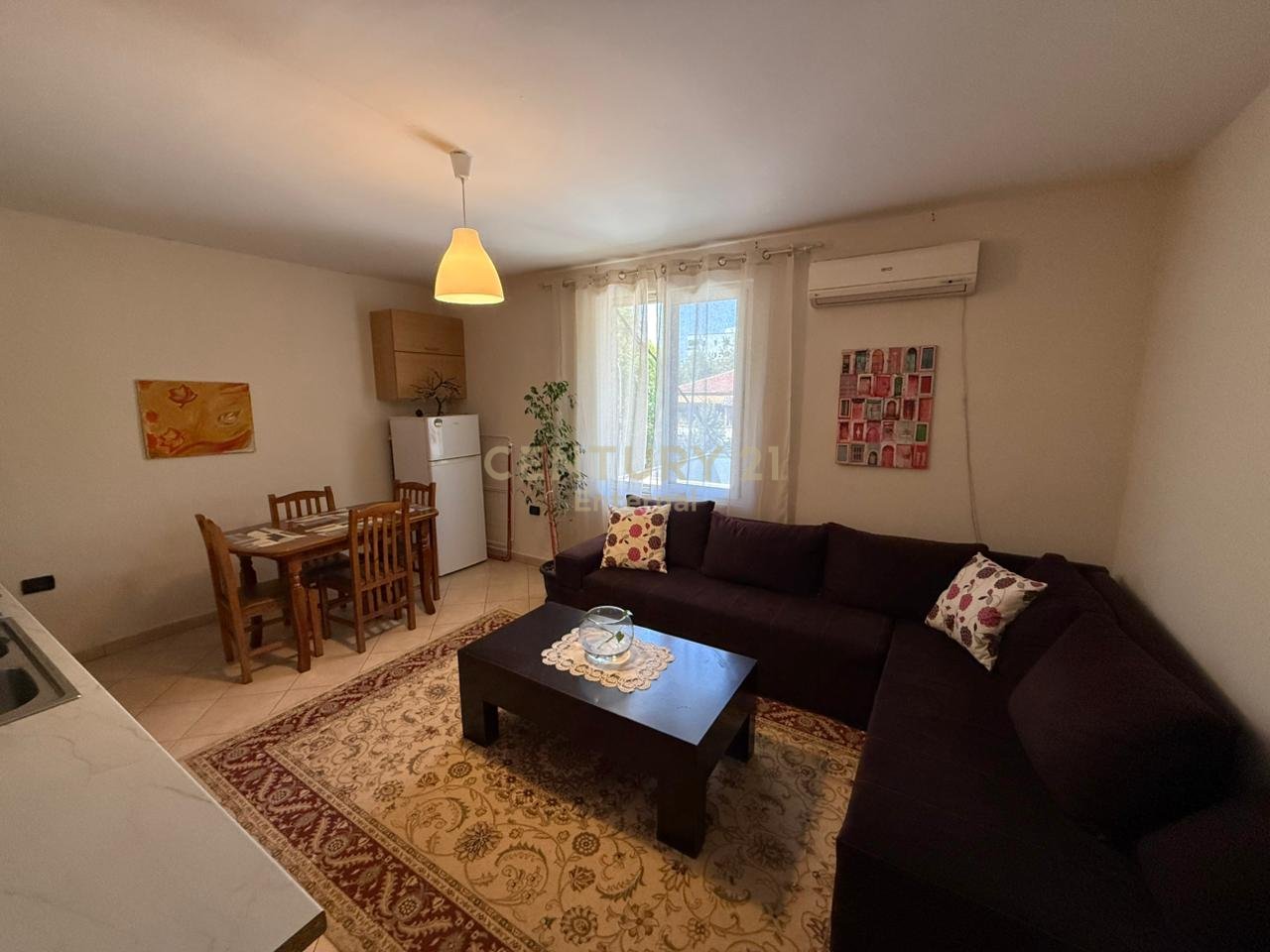 Duplex per qira tek Shkolla e Bashkuar