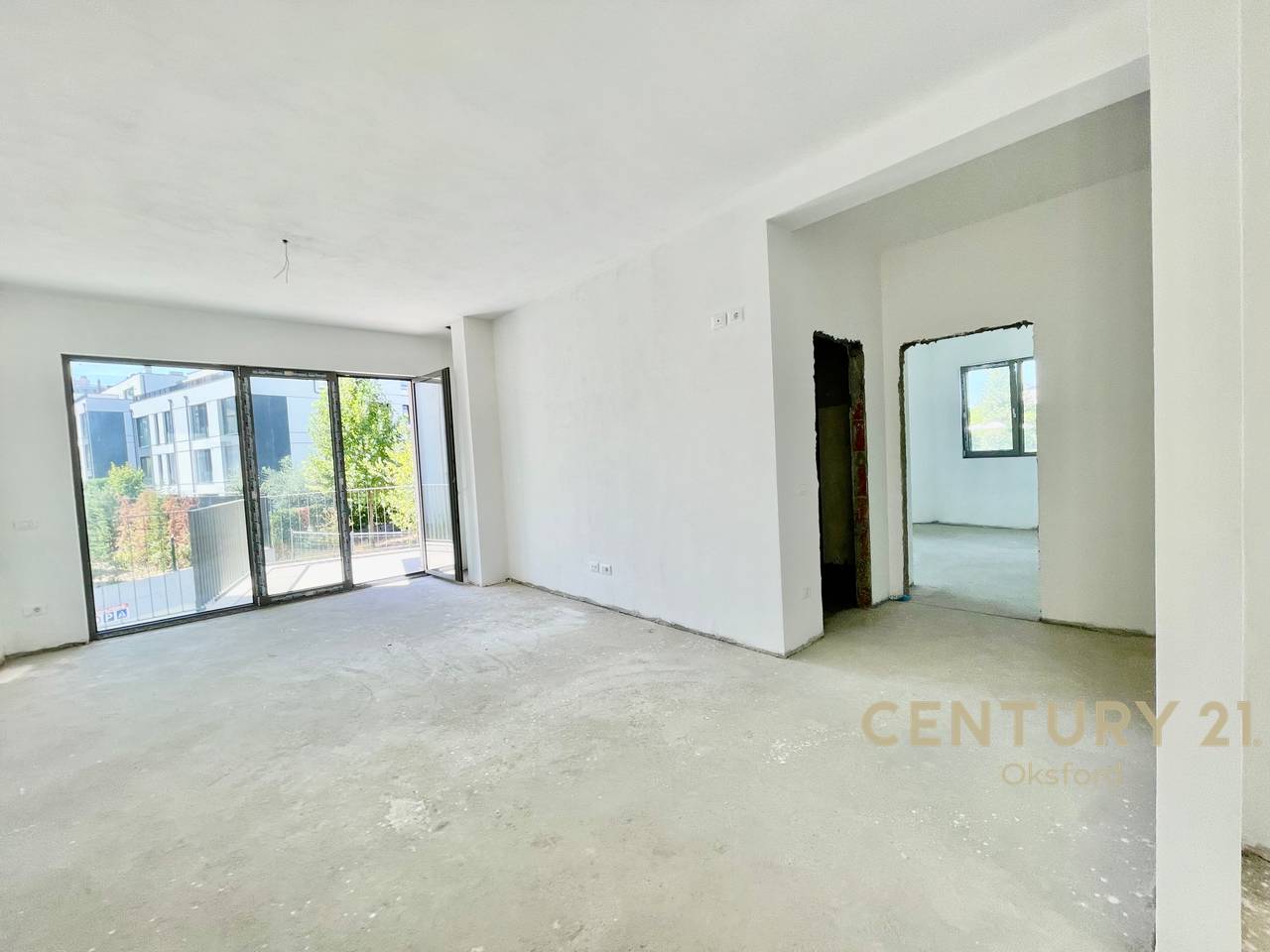 IN VENDITA APPARTAMENTO 2+1+2 IN GREEN VALLEY RESIDENCE TIRANA