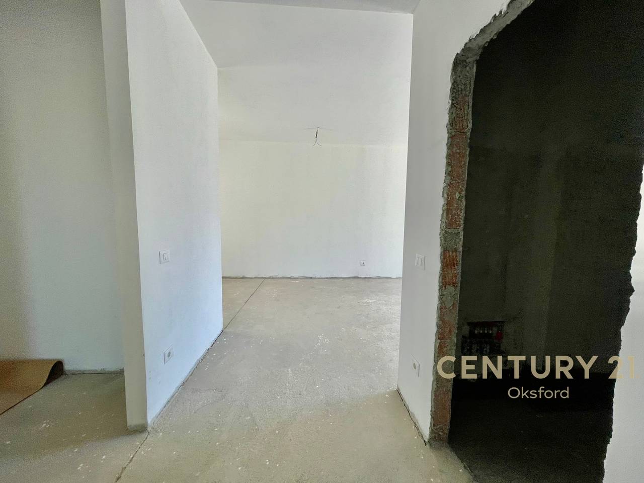IN VENDITA APPARTAMENTO 2+1+2 IN GREEN VALLEY RESIDENCE TIRANA