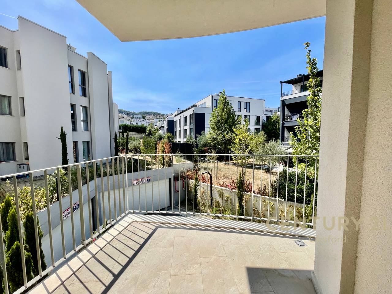 IN VENDITA APPARTAMENTO 2+1+2 IN GREEN VALLEY RESIDENCE TIRANA