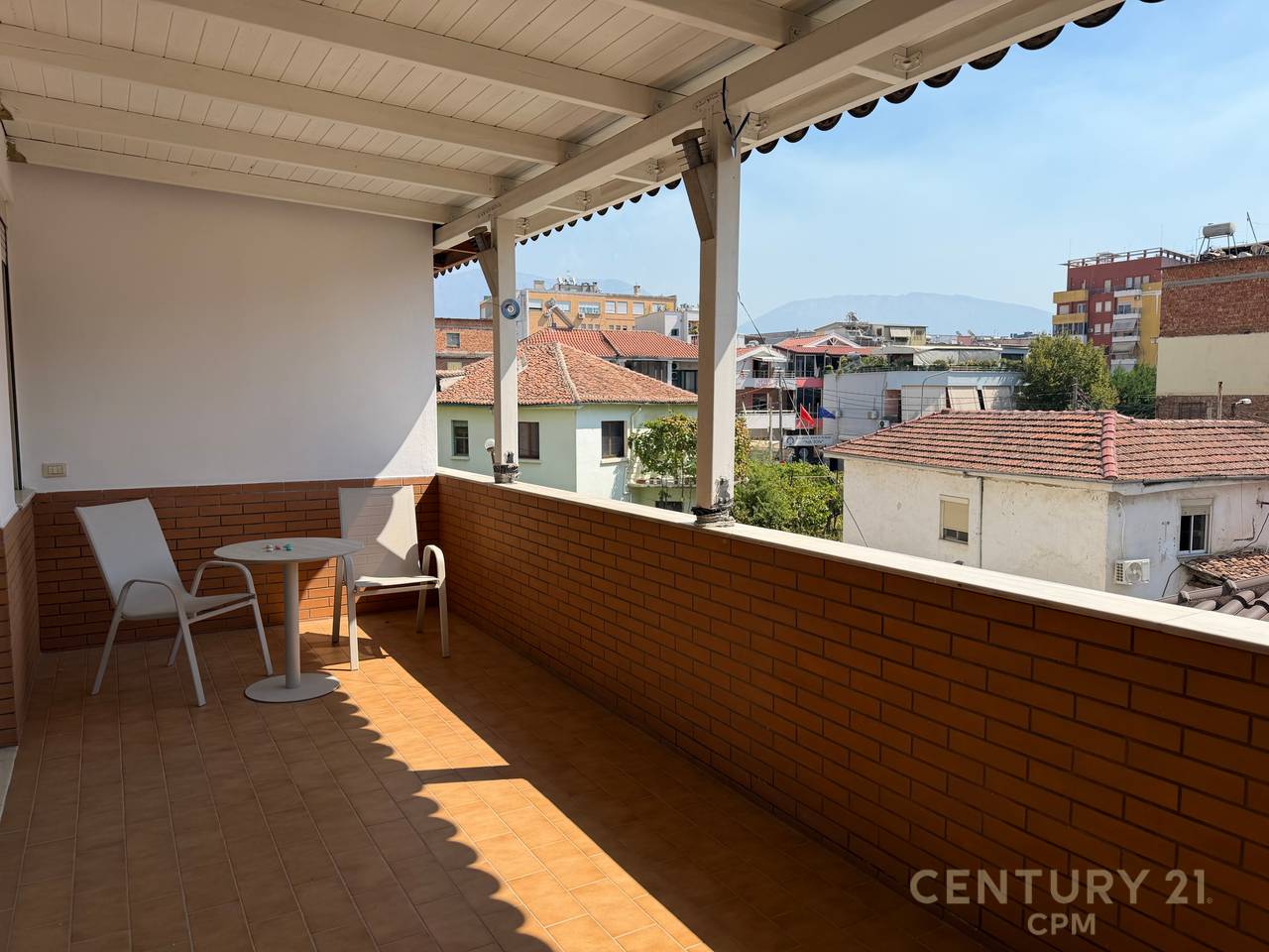 Apartament 2+1 me parkim per qira