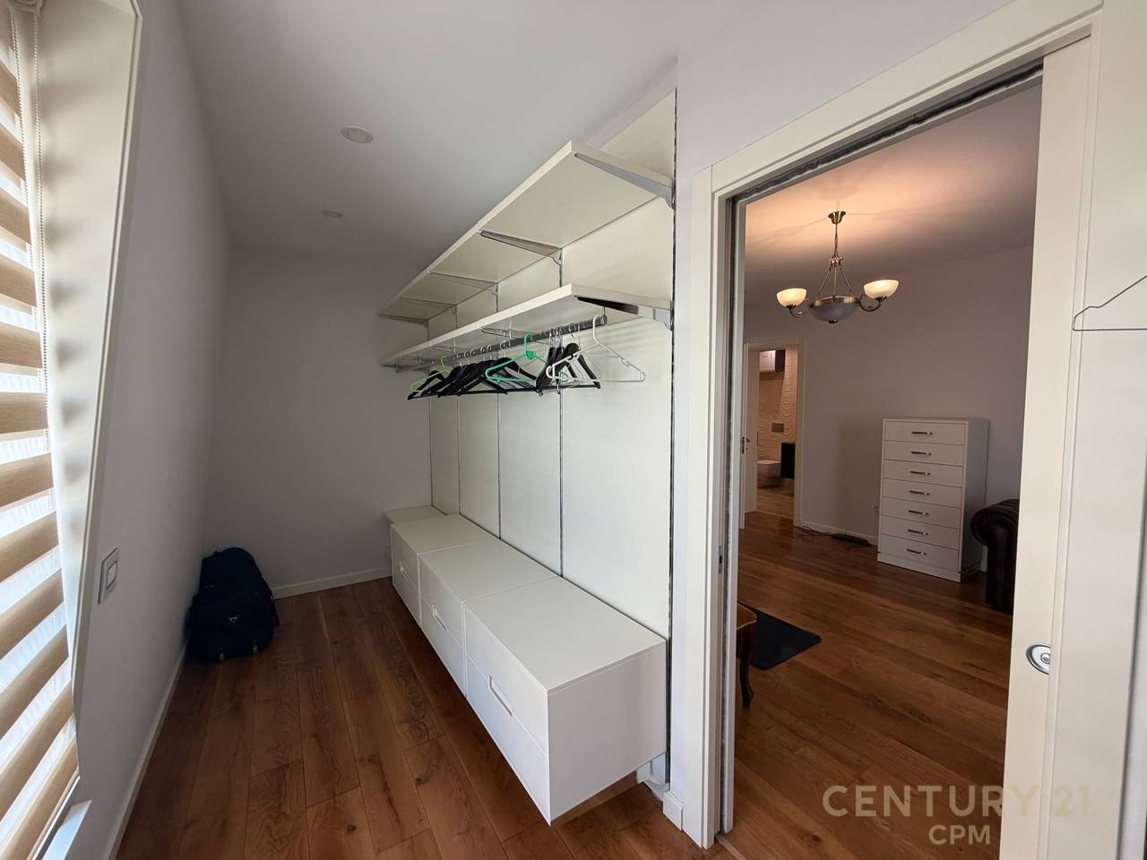 Apartment 4+1 for rent in Bllok