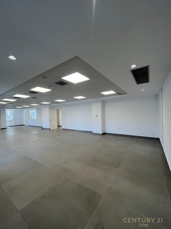 Modern Office + 2 parking spaces For Sale, near Kika 2, Commune of Paris, Tirana