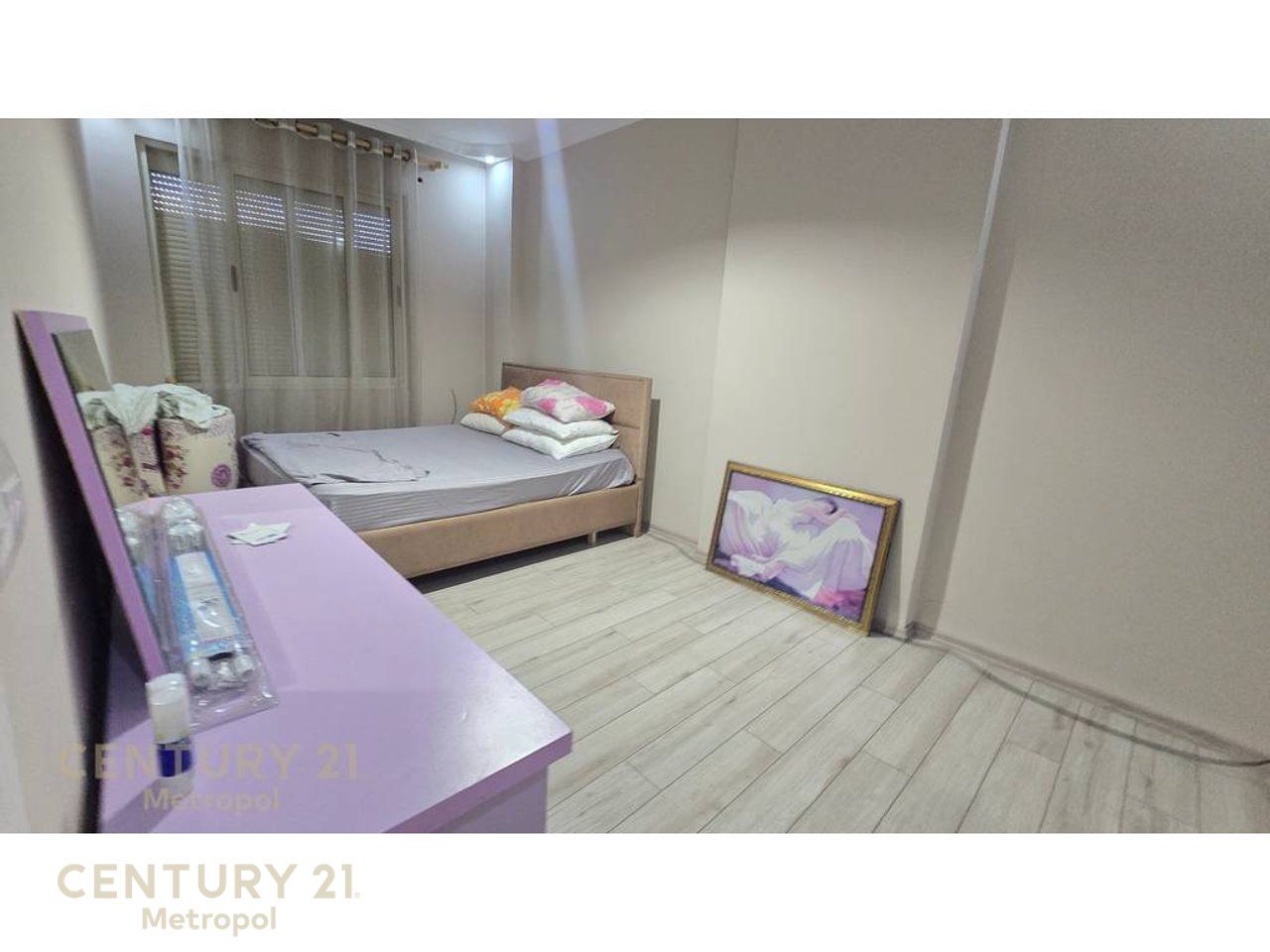 Shitet apartament 2+1 ne Fresk, ne fillim te rruges Dalip Topi!