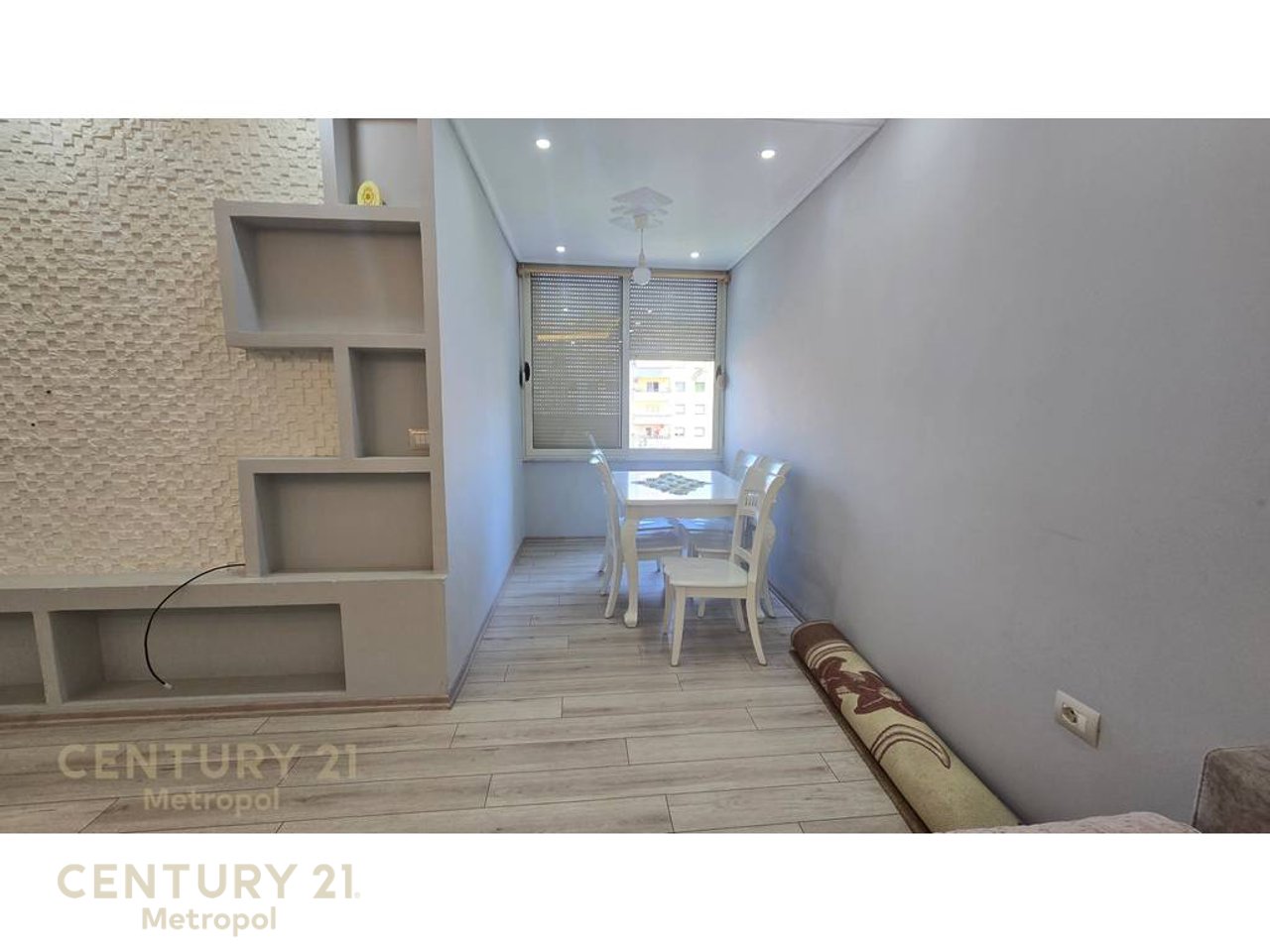 Shitet apartament 2+1 ne Fresk, ne fillim te rruges Dalip Topi!