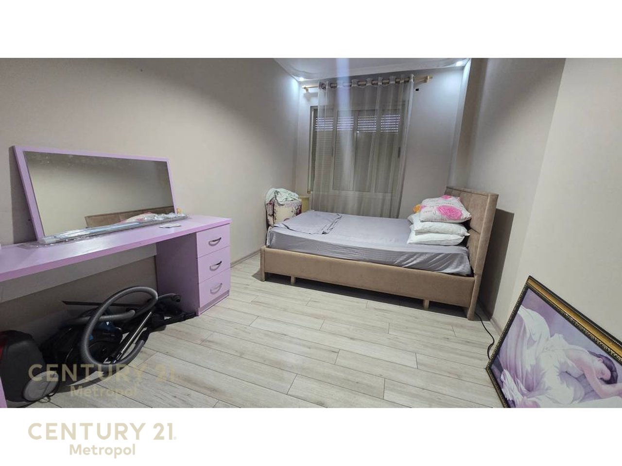 Shitet apartament 2+1 ne Fresk, ne fillim te rruges Dalip Topi!