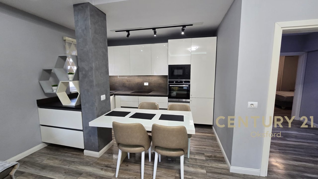 JEPET ME QIRA APARTAMENT 2+1+PARKIM NE SAUK