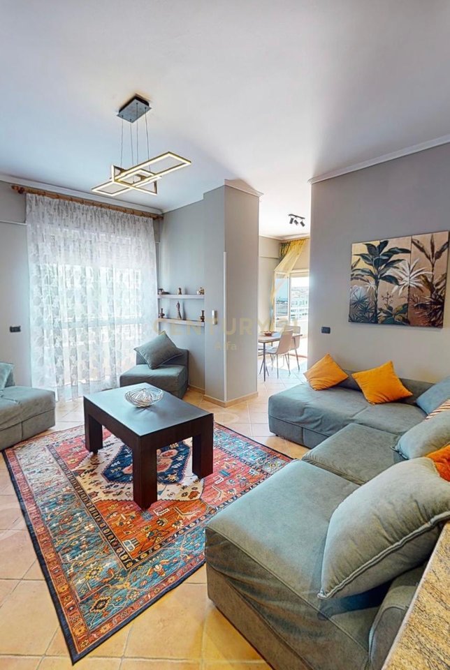 Shiten dy apartamente 1+1 – Pista Iliria, Durrës!