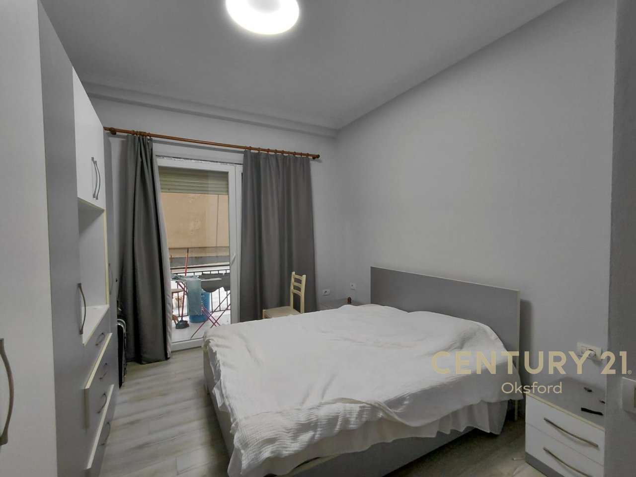 SHITET APARTAMENT 1+1 + VERANDË – KOMUNA E PARISIT, TE DA CAPO