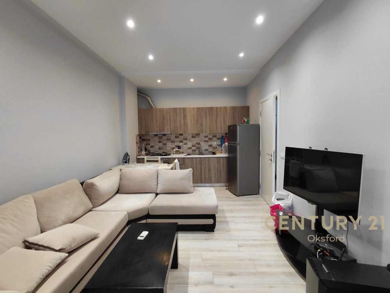 SHITET APARTAMENT 1+1 + VERANDË – KOMUNA E PARISIT, TE DA CAPO