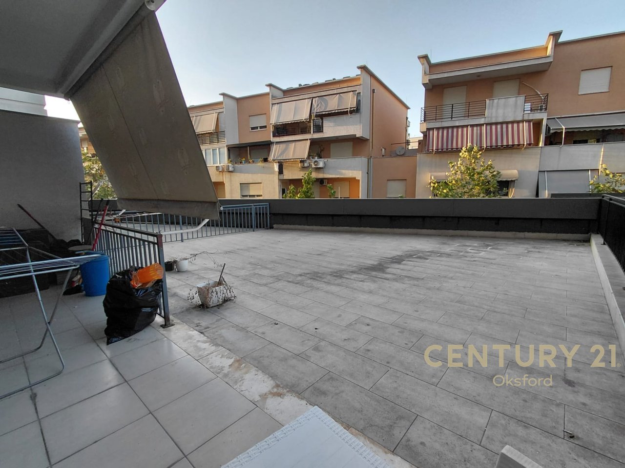 SHITET APARTAMENT 1+1 + VERANDË – KOMUNA E PARISIT, TE DA CAPO