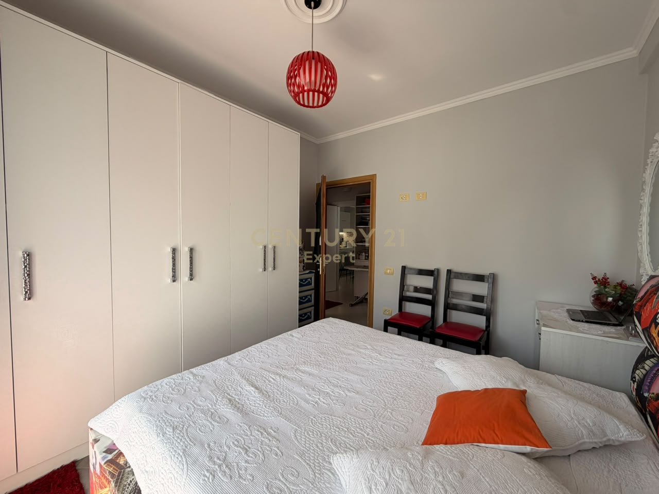 Vendiamo appartamento 3+1+3 vicino a Villa L, Astir!