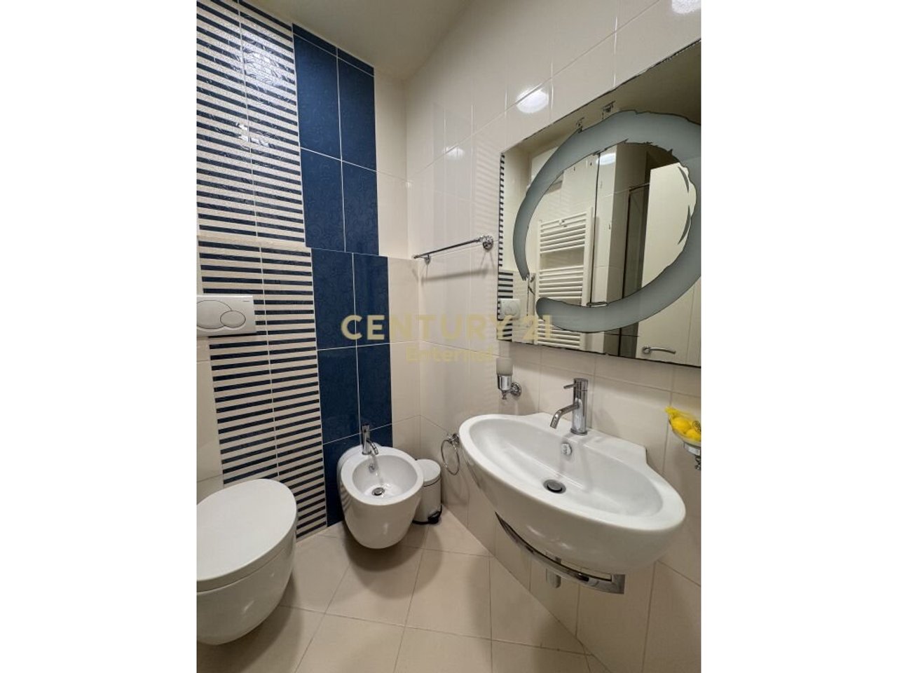 Apartment 3+1+2 + Parking Space for rent at Kosovareve Street