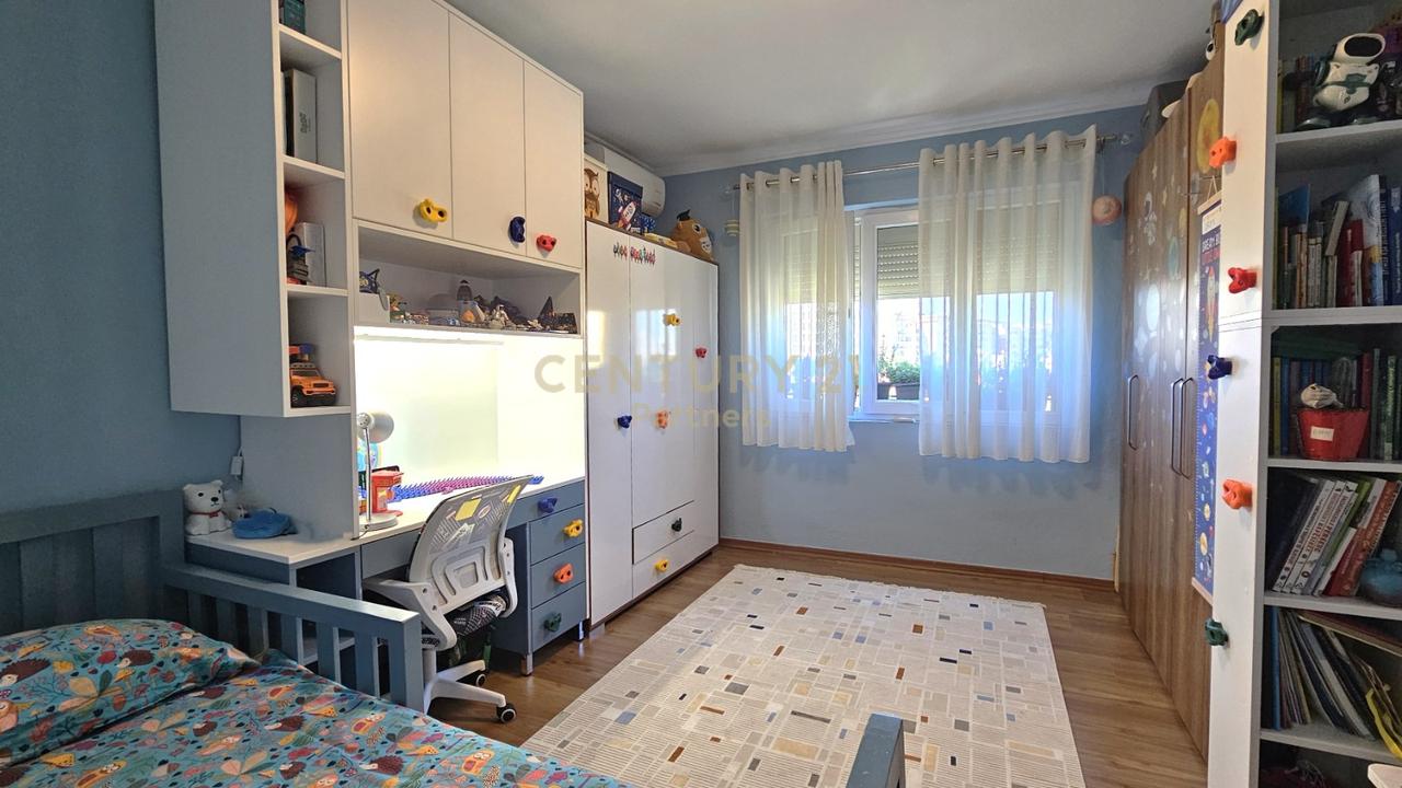 Apartament 2+1+2 Për Shitje në Ali Demi, Tiranë - 168,000€ | 80.5 m²