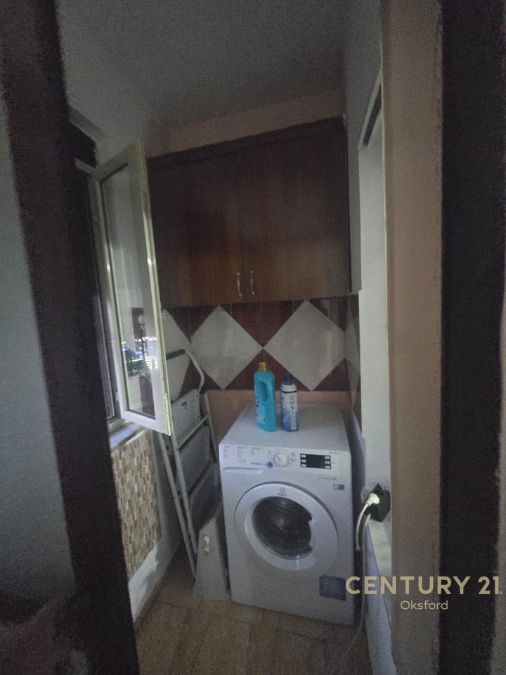 APARTAMENT 2+1 ME QIRA NE XHAMLLIK