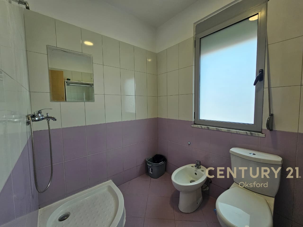 SHITET APARTAMENT 2+1+2 TE LIQENI I THATE