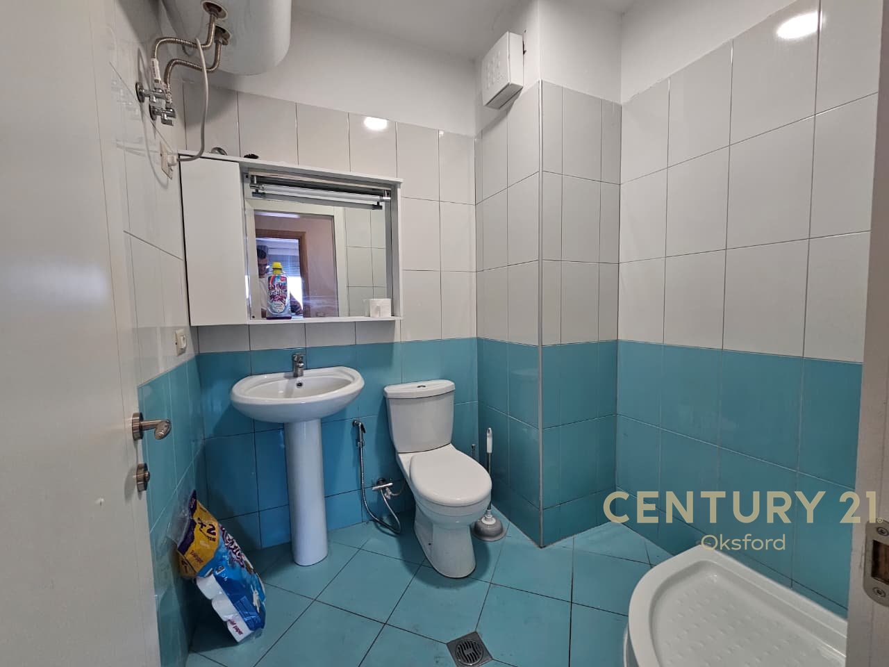 SHITET APARTAMENT 2+1+2 TE LIQENI I THATE