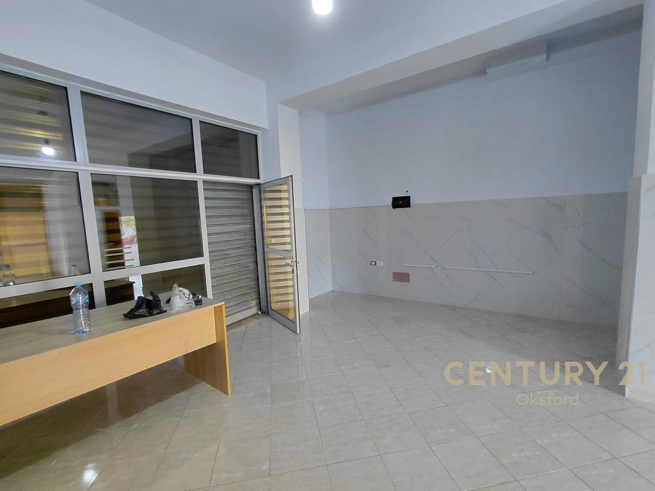 Commercial space for rent – Shop / Warehouse