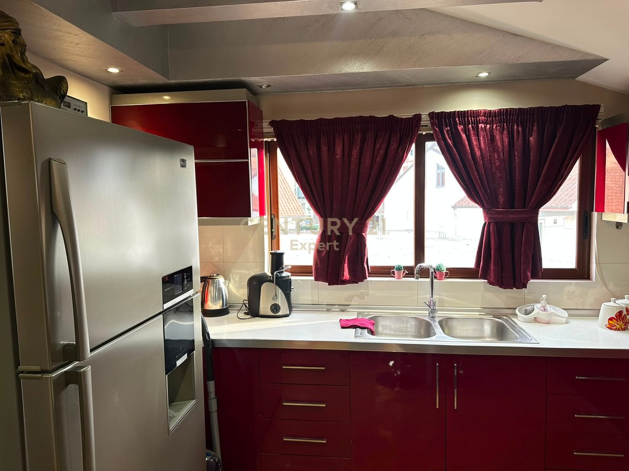 Apartament 2+1+3 | Ish-Fusha e Aviacionit