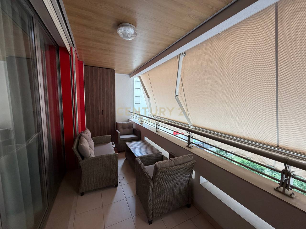 Apartament 3+1+2poste parkimi tek Nobis per Qira