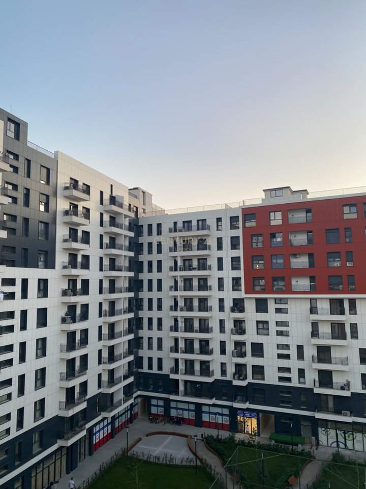 Apartament /Zyre 3+1+2 per qira Bulevardi i Ri , Kompleksi Ndregjoni