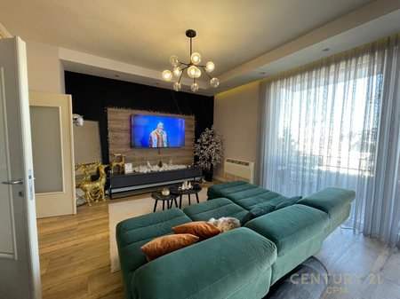SHITET APARTAMENT 2+1 TEK KOPSHTI BOTANIK!