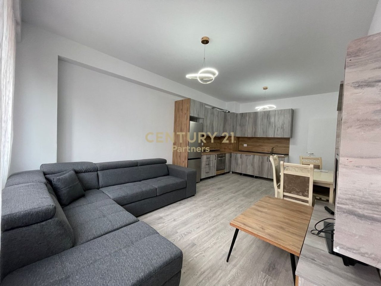 Apartament 1+1+PARKIM PER QIRA-RESIDENCA URBAN GATE,ASTIR