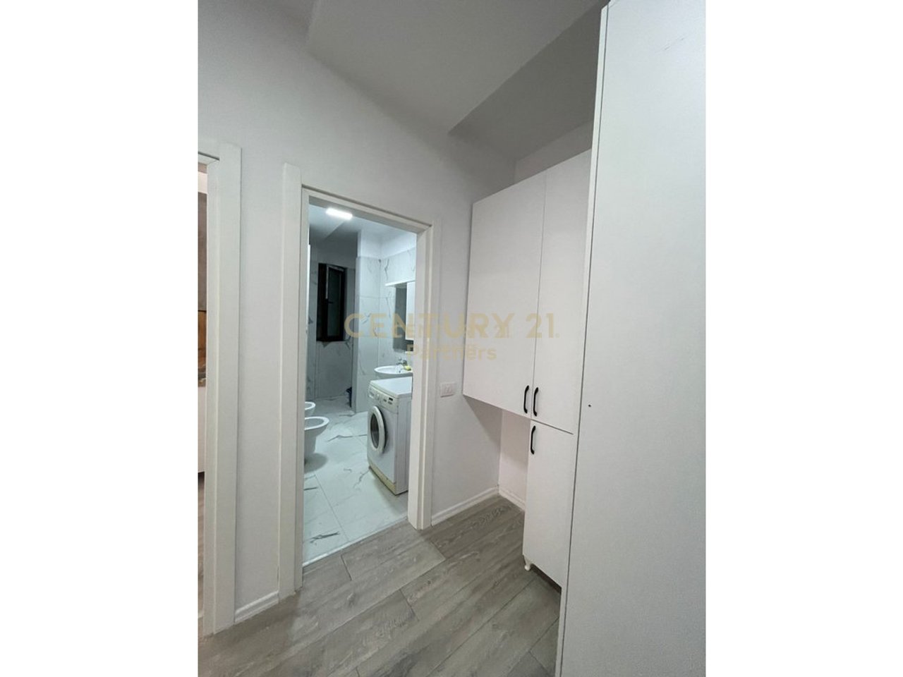 Apartament 1+1+PARKIM PER QIRA-RESIDENCA URBAN GATE,ASTIR