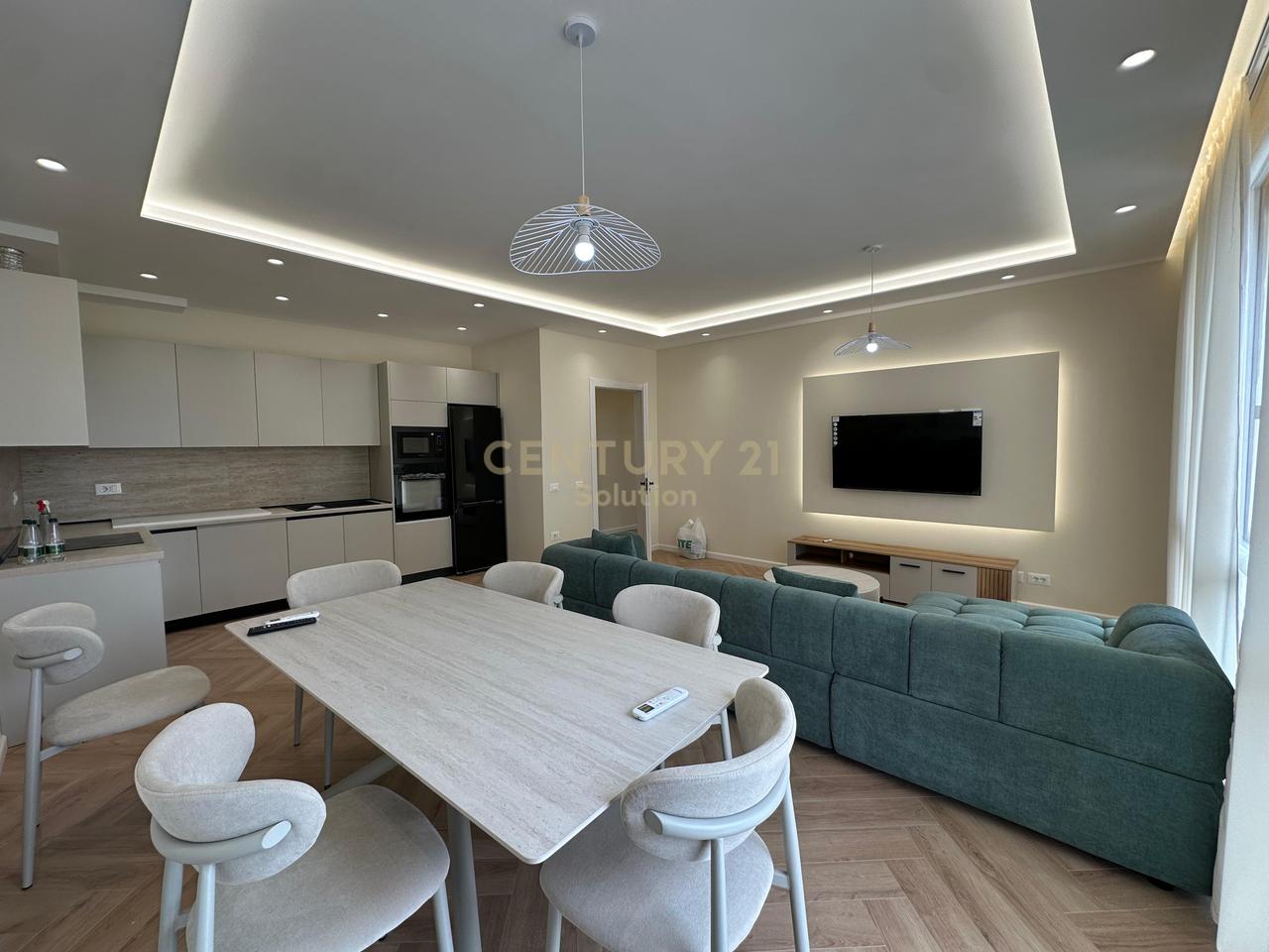 FOR RENT APARTMENT 2+1+2+PARKING SPOT AT PHARMACY 10 !!