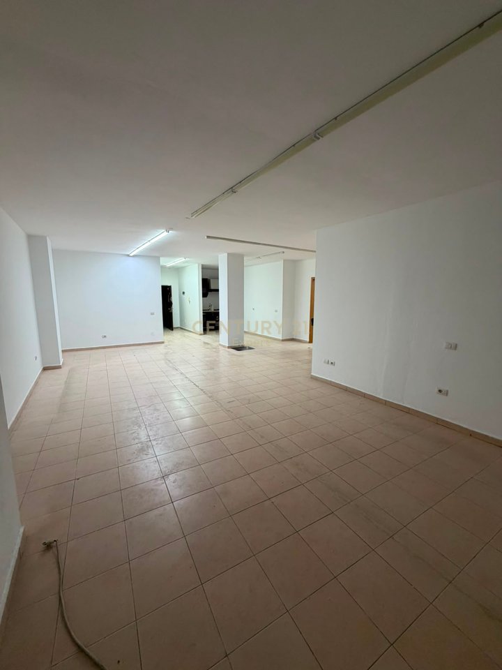 Apartment 2+2 for office rent at Wilson Square
