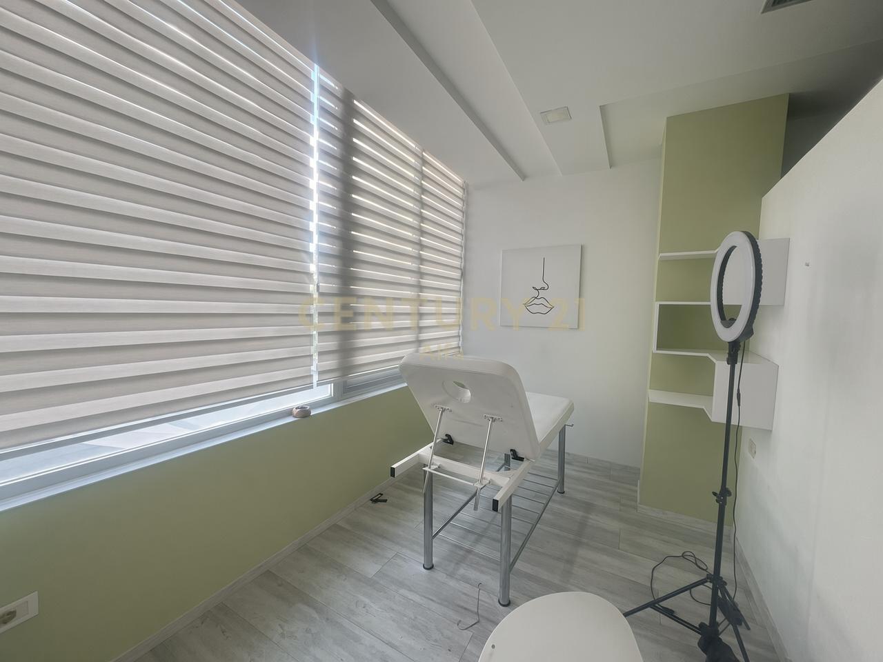 Rent, open space unit 240 m², Dry Lake