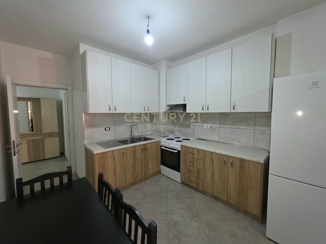 WE SELL 2+1 APARTMENT AT GOLDEN PARK COMPLEX, OPPOSITE AMERICAN HOSPITAL 3- 190000€ | 91 m²