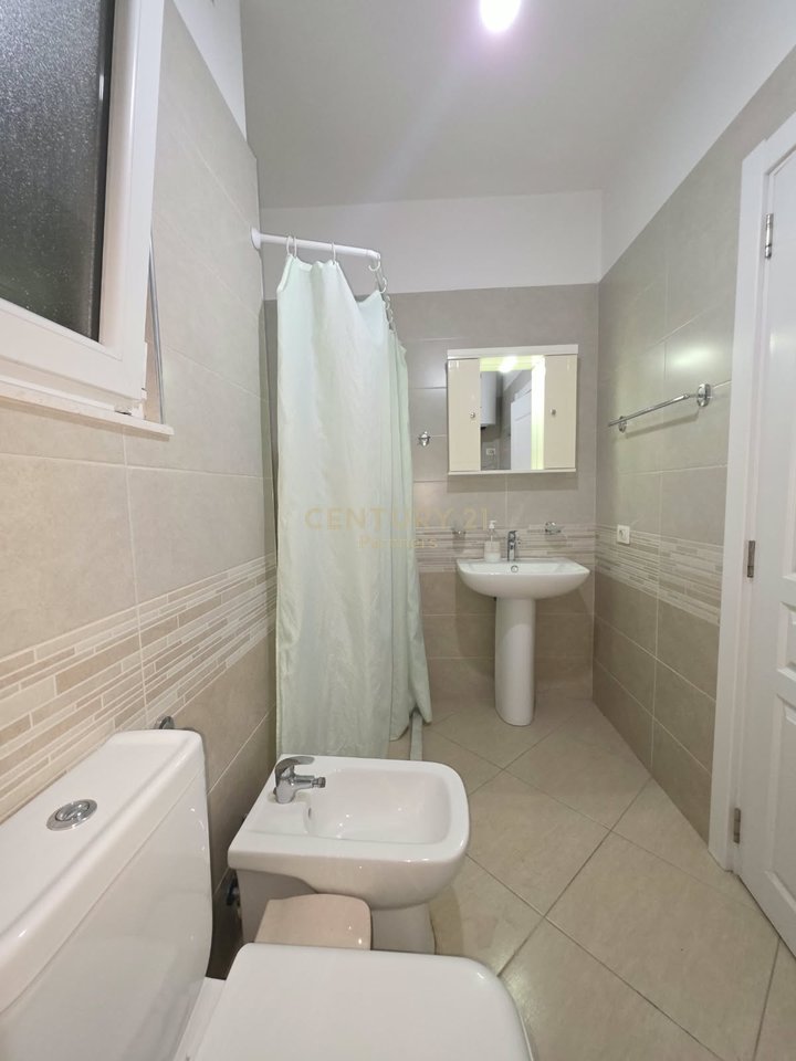 WE SELL 2+1 APARTMENT AT GOLDEN PARK COMPLEX, OPPOSITE AMERICAN HOSPITAL 3- 190000€ | 91 m²