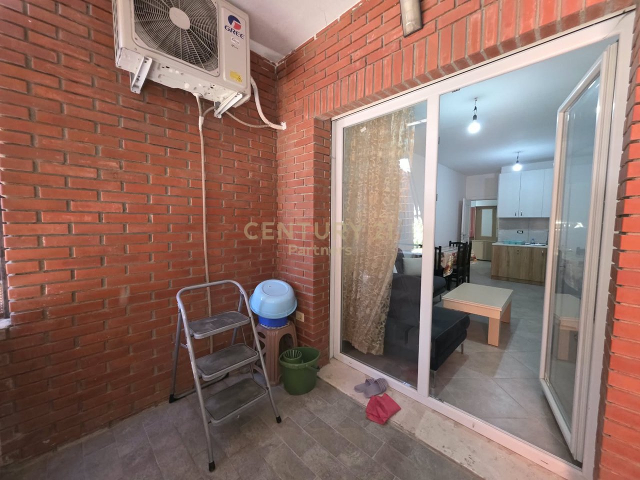 WE SELL 2+1 APARTMENT AT GOLDEN PARK COMPLEX, OPPOSITE AMERICAN HOSPITAL 3- 190000€ | 91 m²