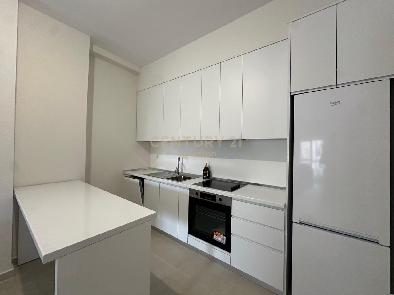 APARTAMENT 1+1 PER QIRA , KOMPLEKSI AURA!