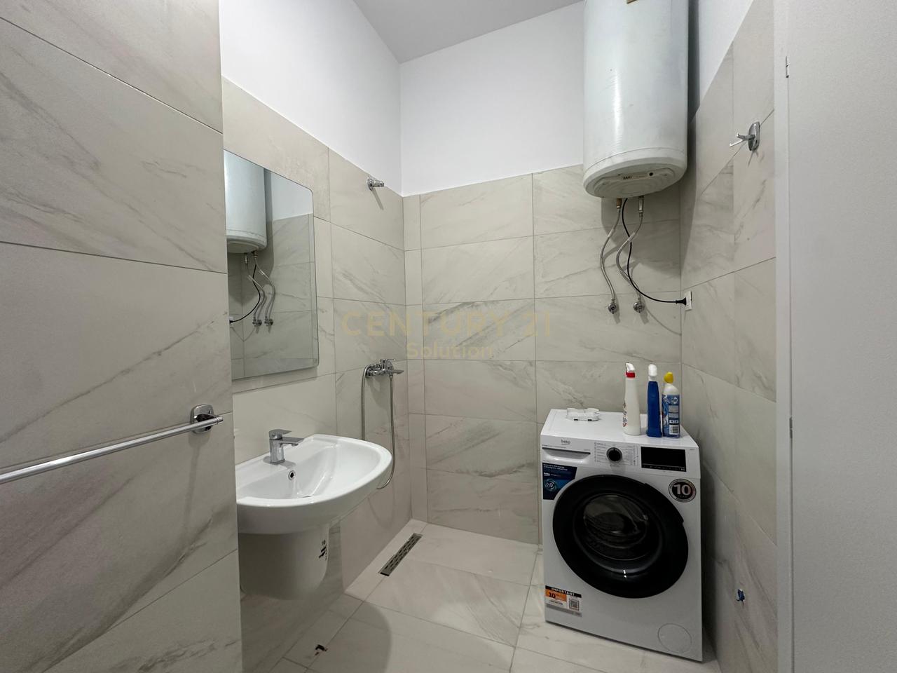 APARTAMENT 1+1 PER QIRA , KOMPLEKSI AURA!