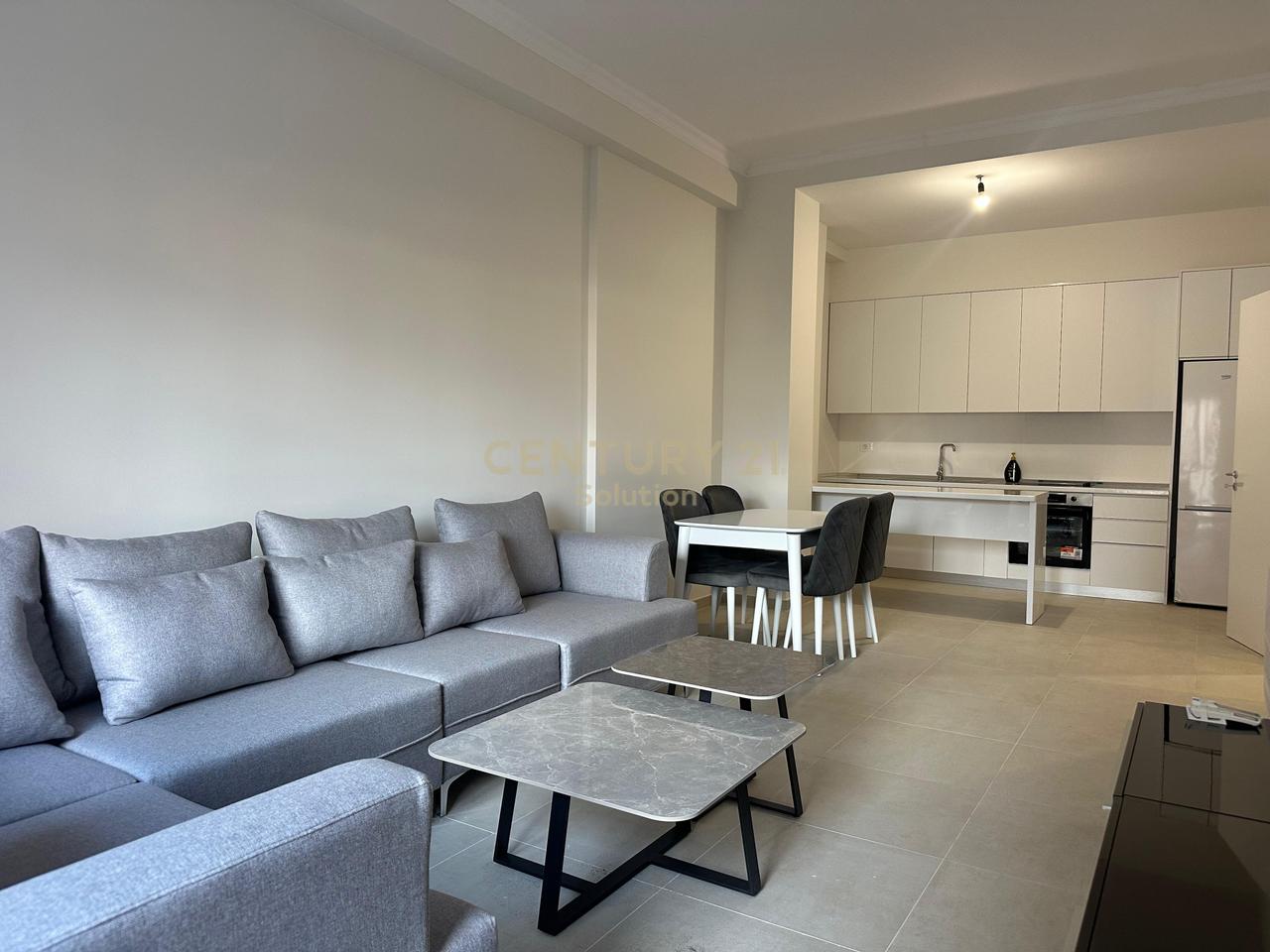 APARTAMENT 1+1 PER QIRA , KOMPLEKSI AURA!
