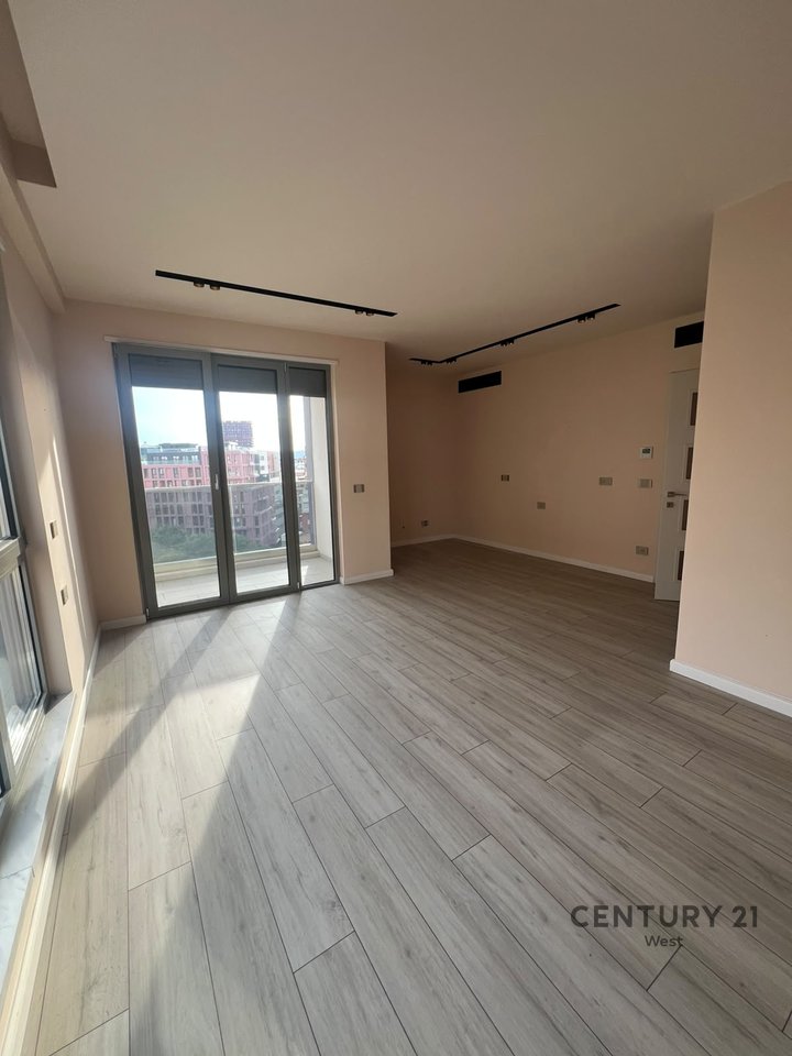 Locale per uffici in affitto – 2+1+2, Vicino al Centro