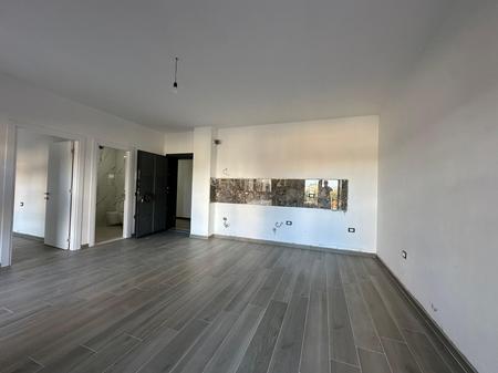 Apartment 1+1 for Rent in Bulevardin e Ri, Ndregjoni Complex