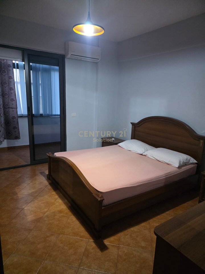 APARTAMENT 2+1 ME QIRA, 21 DHJETORI TIRANE!