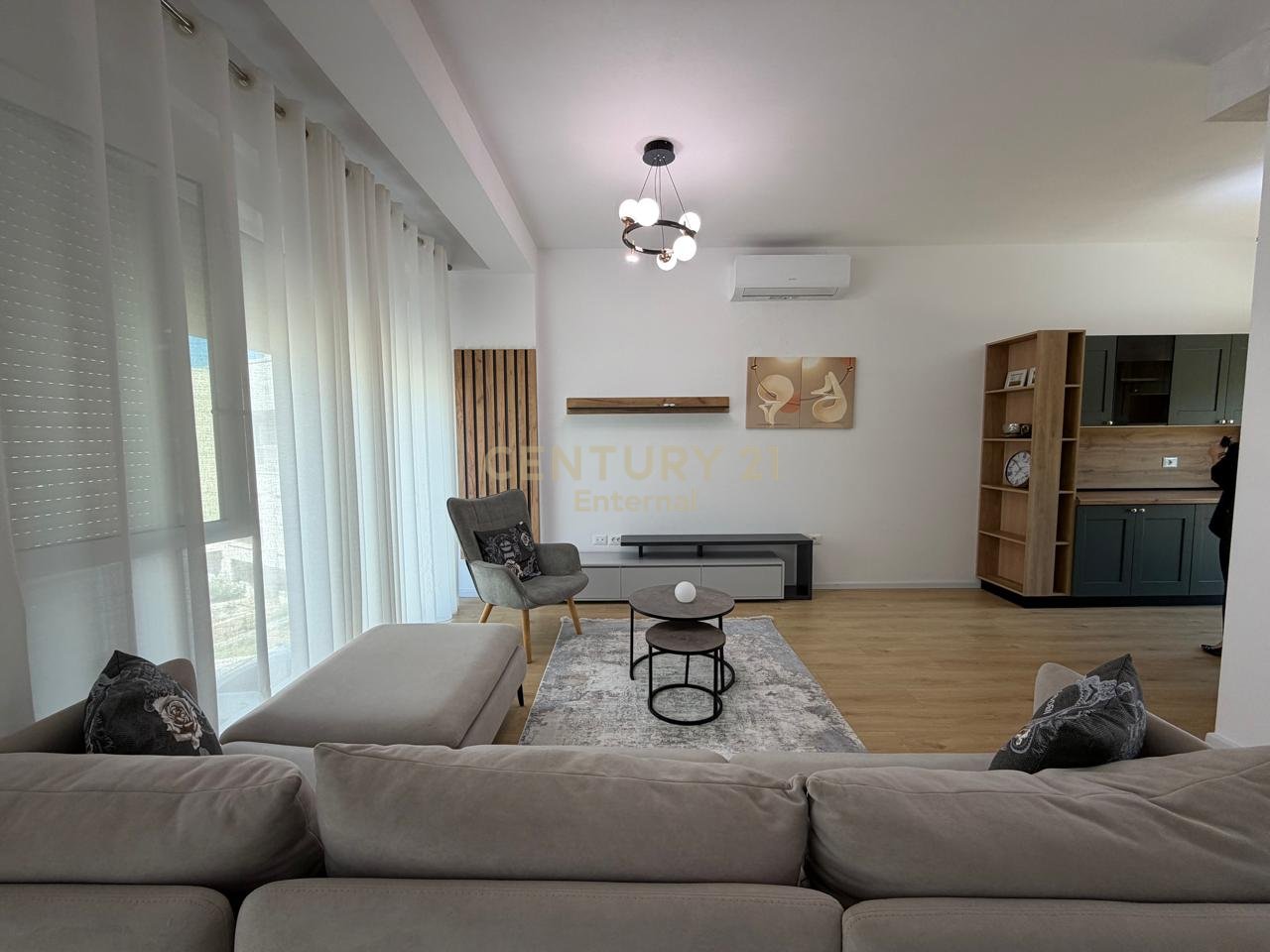 VILLA IN AFFITTO – RESIDENZA ABA