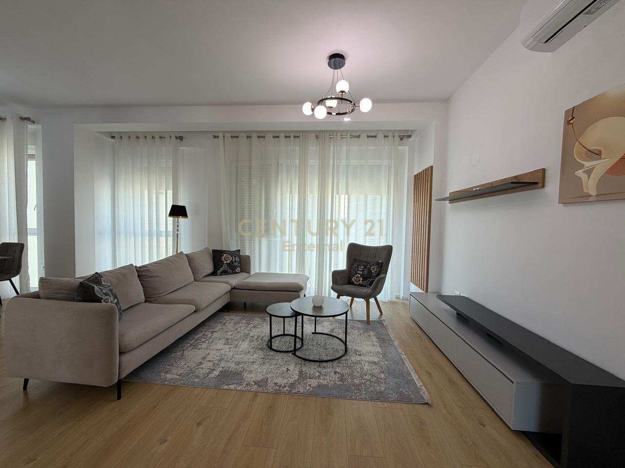 VILLA IN AFFITTO – RESIDENZA ABA