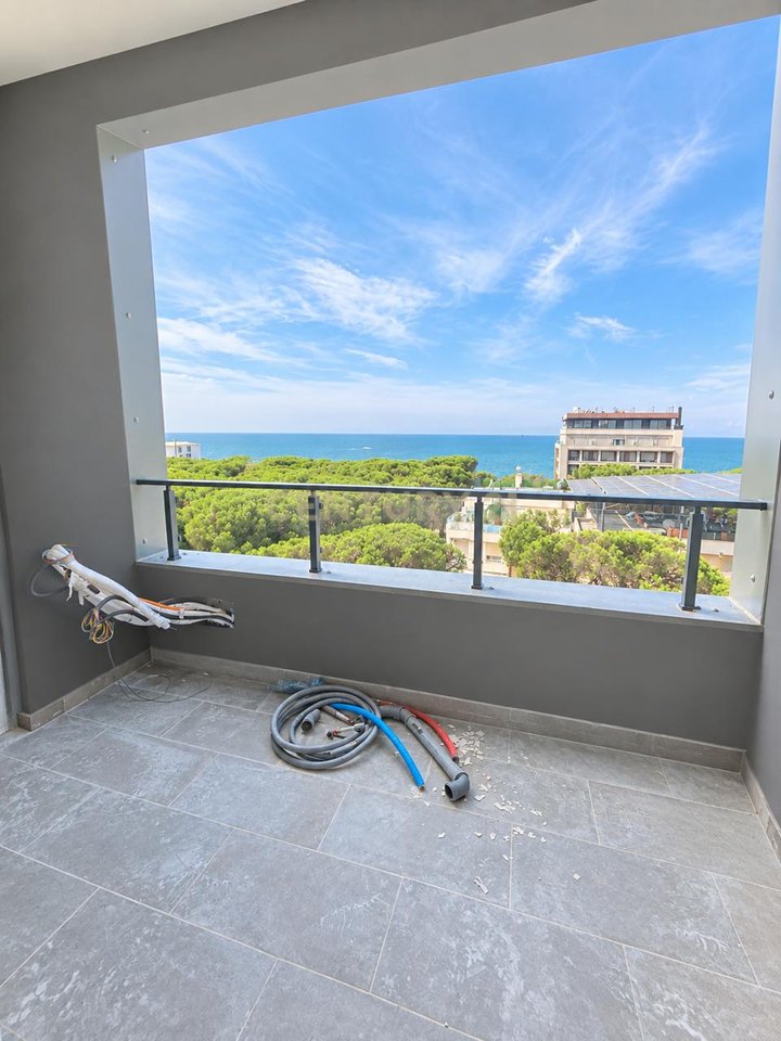 VENDESI APPARTAMENTO 2+1 – RESIDENZA MONTEVIDEO
