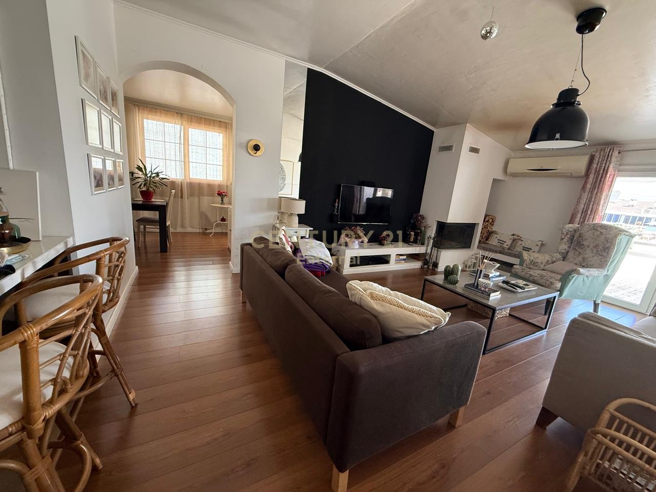 Apartament 3+1 për shitje pranë Kopshtit Botanik.