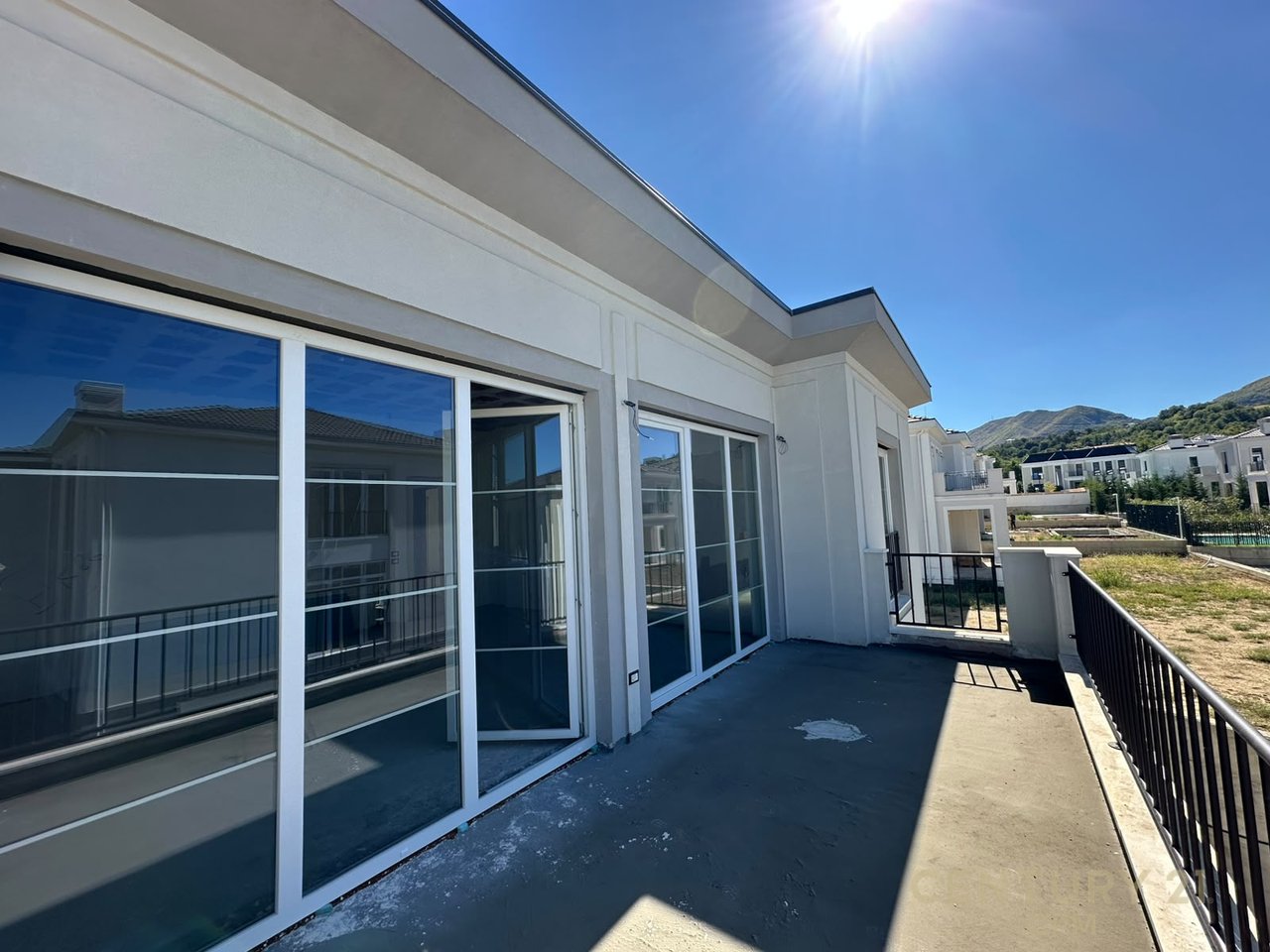 Villa Elite con piscina in vendita a Rolling Hills 2