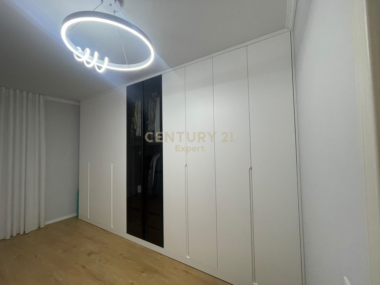 APPARTAMENTO 2+1+2 IN VENDITA AL NUOVO BOULEVARD