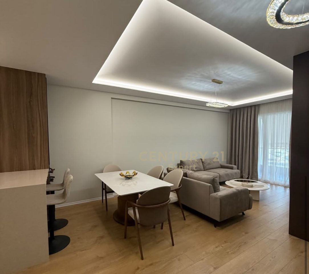 APPARTAMENTO 2+1+2 IN VENDITA AL NUOVO BOULEVARD