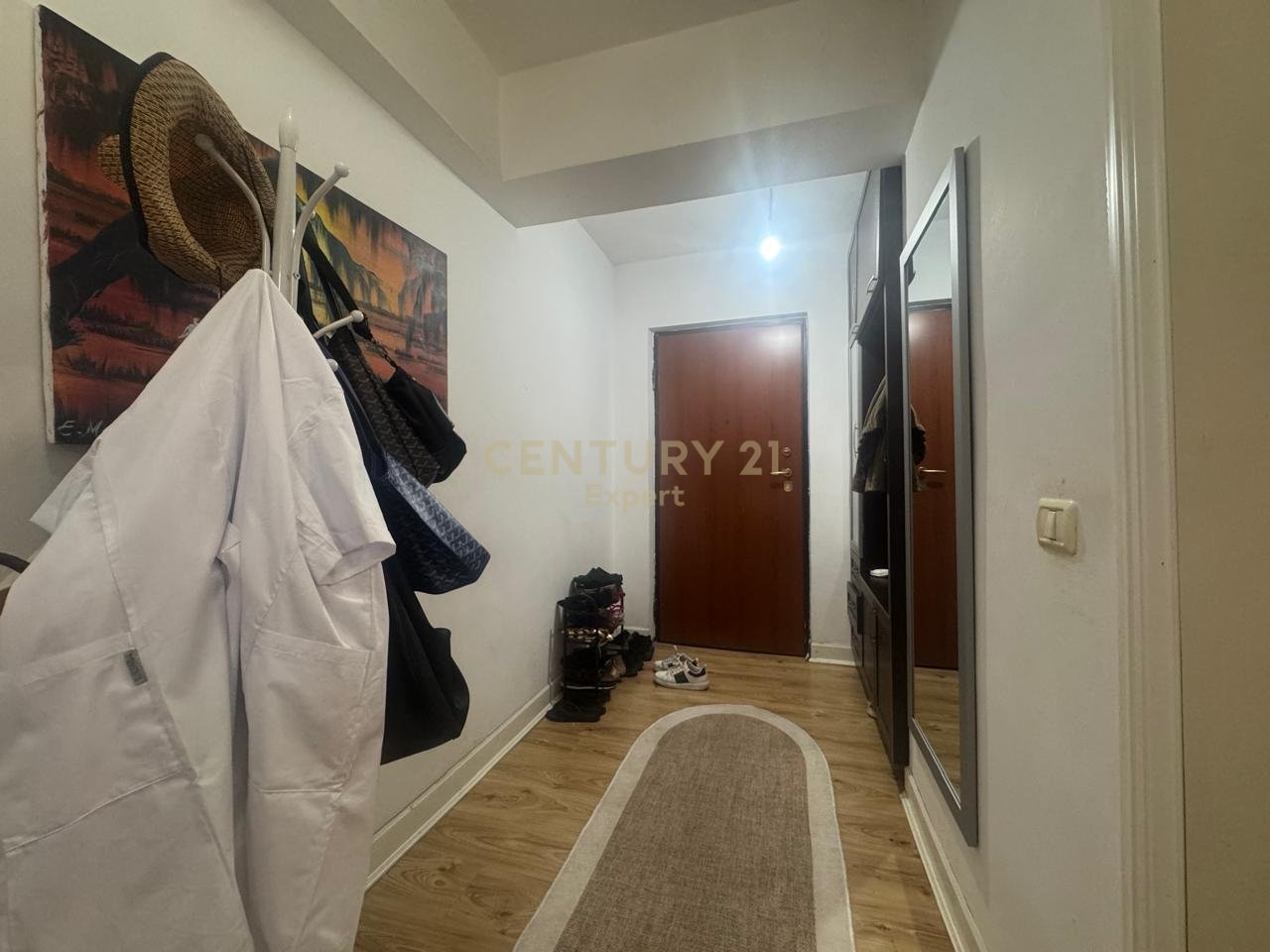 VENDIAMO APPARTAMENTO 2+2+2 VICINO A BRRYLI !!!