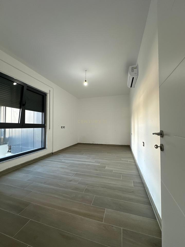 Apartment 1+1 for Rent in Bulevardin e Ri, Ndregjoni Complex