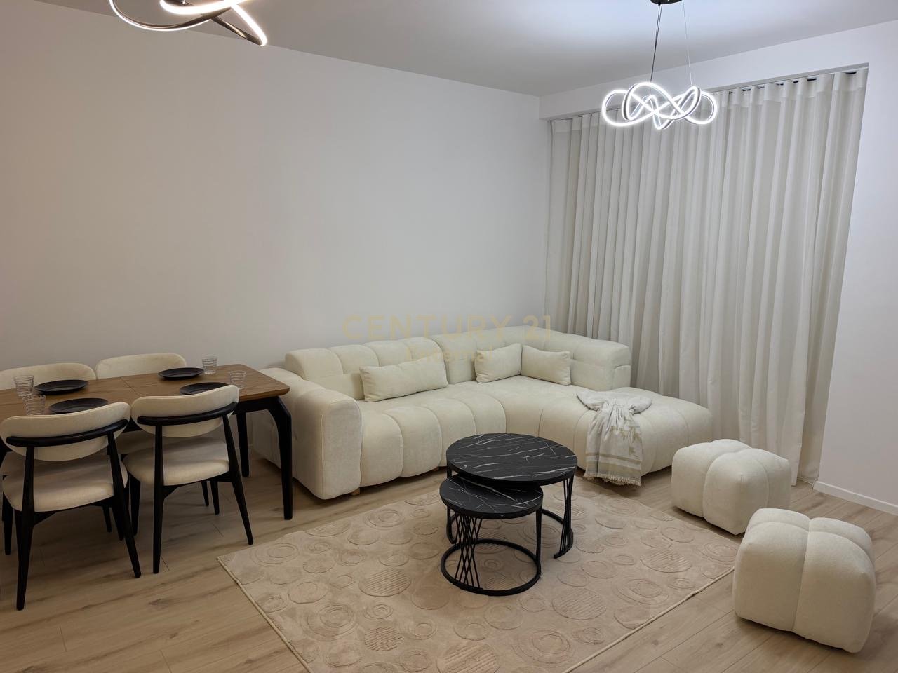 Apartment 1+1 For Rent at Bulevardi i Ri, Tirana - 770€ | 63 m²